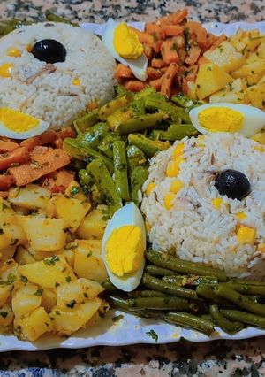 صورة لوصفة #لمسات_رمضان سلطة الأرز مع اللوبيا والبطاطا المشرملة