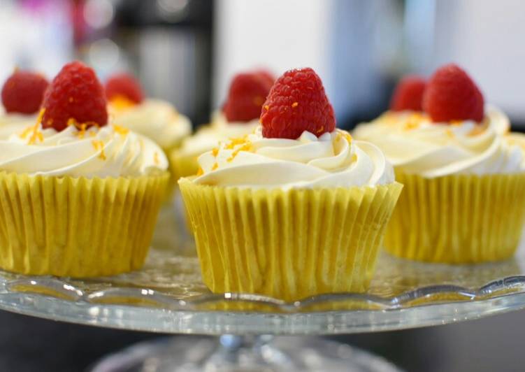 Cupcakes de naranja y crema catalana