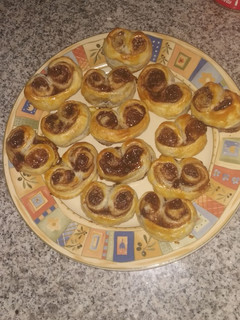 Una foto de Palmeras de hojaldre con nocilla