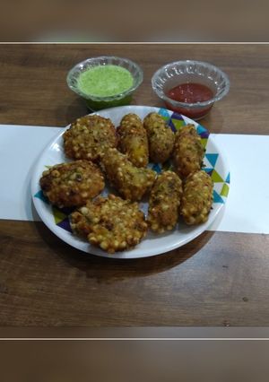 સાબુદાણા ના વડા (sabudana vada vada recipe in Gujarati) રેસીપી મુખ્ય ફોટો