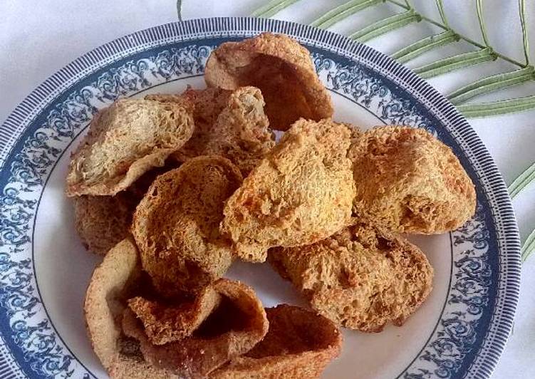 Keripik tahu kewalik
