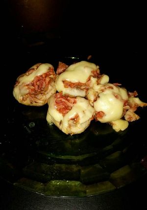 Una foto de Champiñones rellenos de jamón