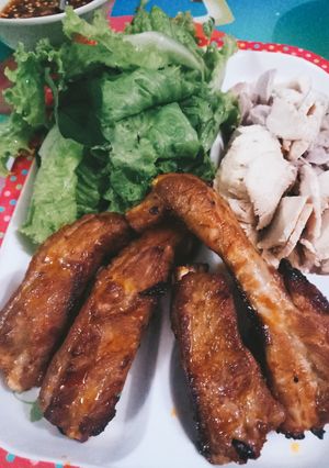 Hình của món Sườn cọng nướng.