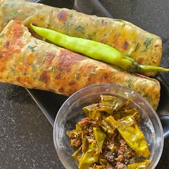 Jowar Methi thepla A picture of Jowar Methi thepla.
