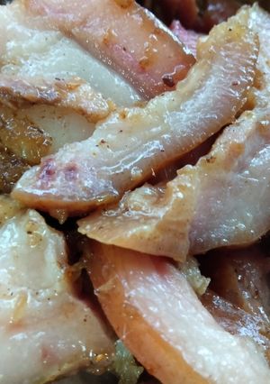 Hình của món Má heo, mõm heo khìa nước dừa.