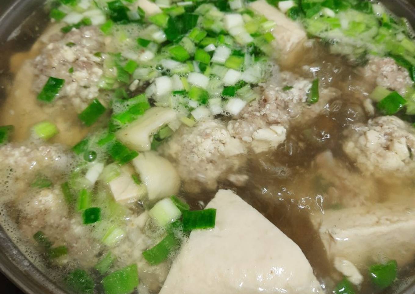 Kuah Bakso tahu babi