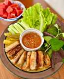 Chả Ram Tôm Đất Cuốn Rau Sống