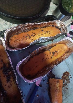 Una foto de Budín Ingles Con Frutas secas y Budín Inglés Con Chocolate