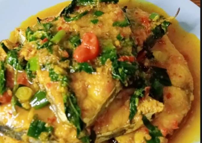 Resep Ikan Tenggiri Woku Kemangi Oleh De,an Cooking - Cookpad