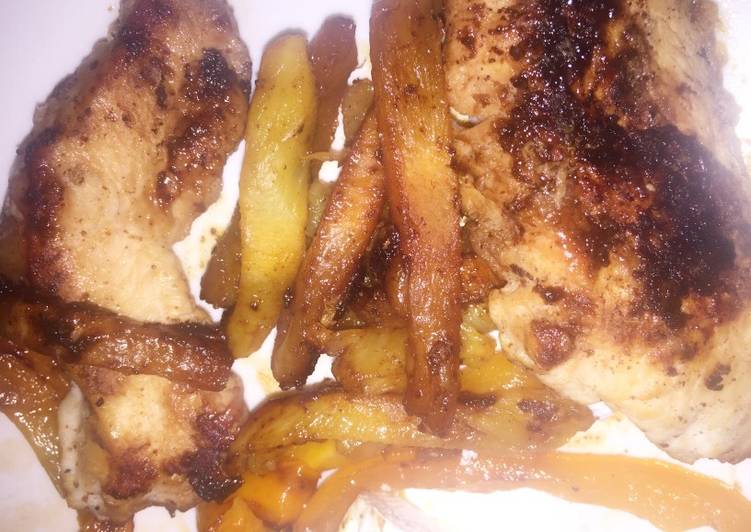 Fajitas de Pollo con Tiras de Chile Morrón y Piña