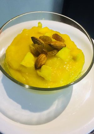 A picture of Mango Shrikhand with Dry Fruits.