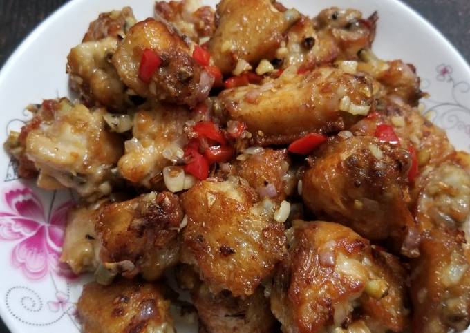 How to Make Quick Chinese Style Garlic Buttered Chicken Wings 蒜蓉牛油雞翼