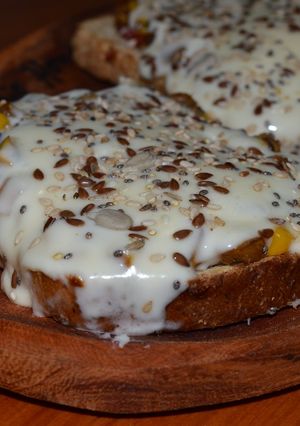 Una foto de Broqueta de vegetales y semillas