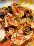 Cá nục kho cà chua