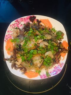 Hình của món Miến xào tôm nõn.