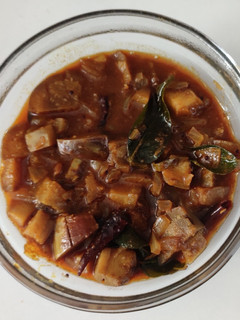 கத்தரிக்காய் காரக்குழம்பு (Brijal spicy gravy) செய்முறை முக்கிய புகைப்படம்