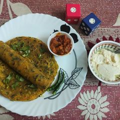 A picture of Methi Thepla.