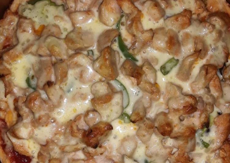 Simple Way to Make Favorite Chicken loaded Pizza