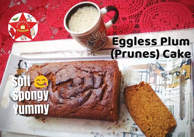 Spiced Eggless Plum Cake with Prunes without alcohol