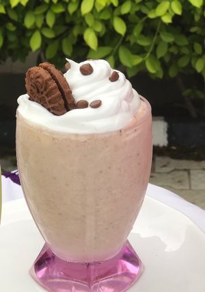 A picture of Cookies milkshake.