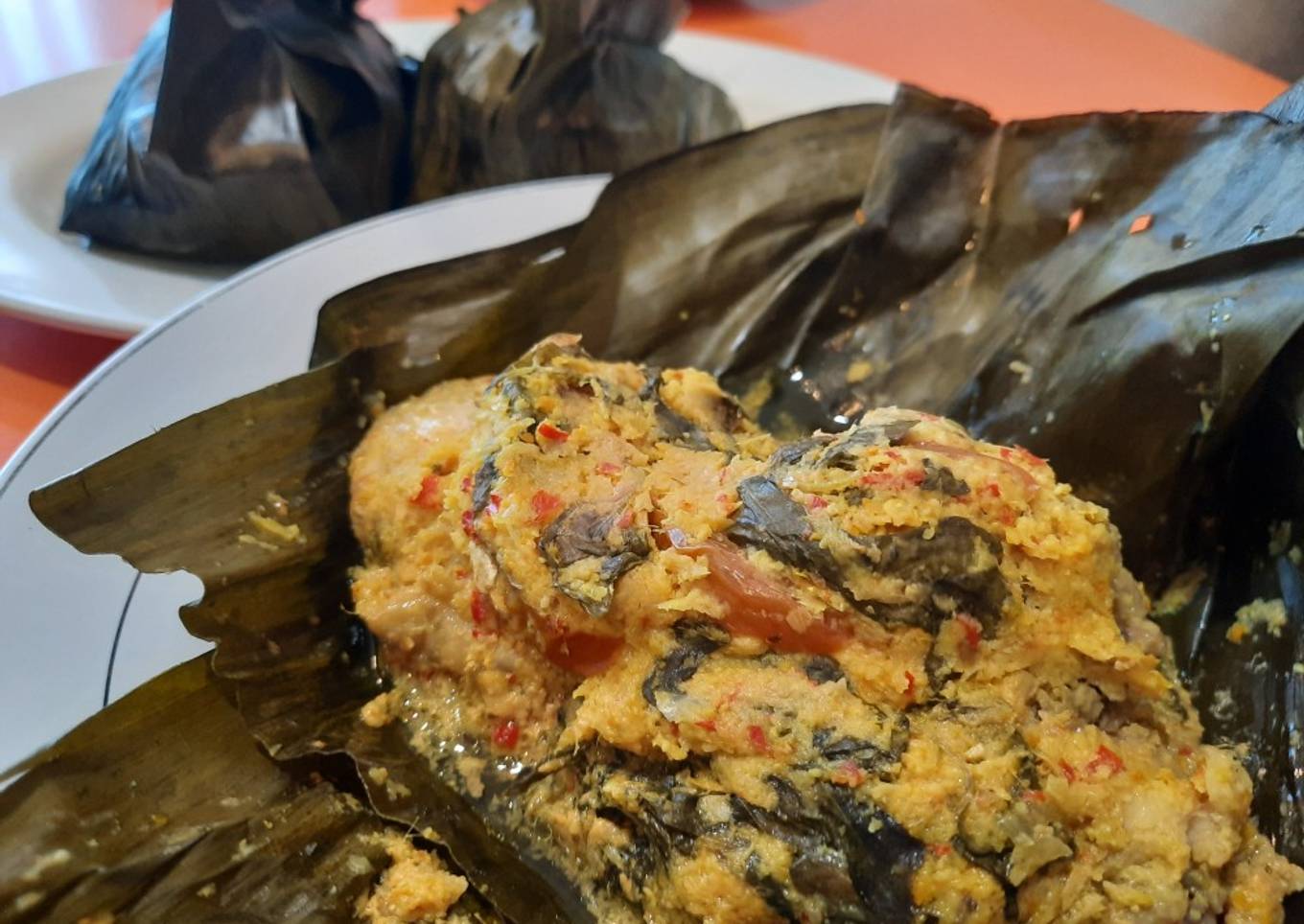 Pepes ayam kemangi
