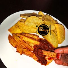A picture of Fried Yan and chips.