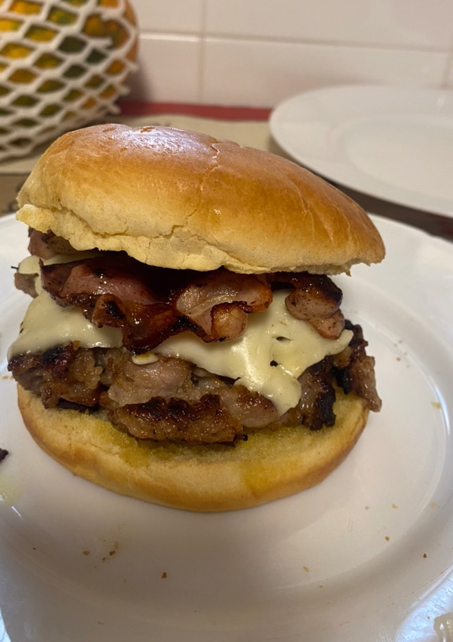 Una foto de Hamburguesa de abanico ibérico
