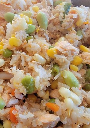 A picture of Salmon, Mushroom, and Edamame Quinoa Rice.