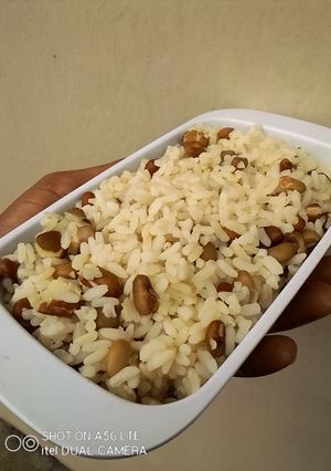 A picture of Plain Fried Rice and Beans.