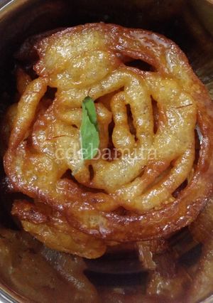 A picture of Whole wheat jalebi without sugar.