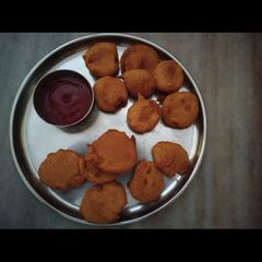 A picture of Onion pakoda.