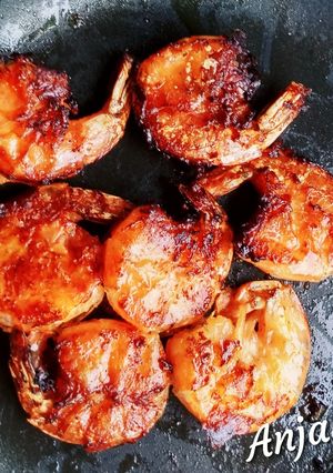 A picture of BBQ Prawns.