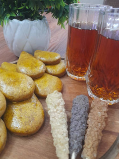 عکسی از دستور کلوچه با شیره خرما و لایه خرمایی