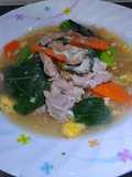ราดหน้าหมูกหมัก+เส้นกลาง