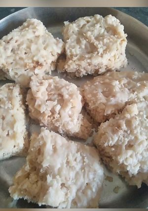 મલાઈ મેસુબ (Malai Mesub Paak Recipe In Gujarati) રેસીપી મુખ્ય ફોટો