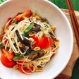 Gỏi Đu Đủ Xanh Ba Khía Thái Lan (Somtam)