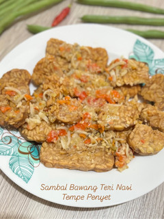 Foto resep 110. Sambal Bawang Teri Nasi Tempe Penyet