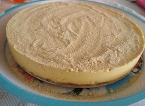 Una foto de Cheesecake con mango... Sin horno!