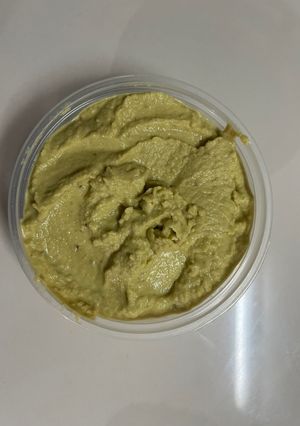 Una foto de Hummus de arvejas