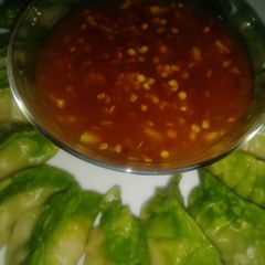A picture of Sweet and saur garlic sauce(thai style).