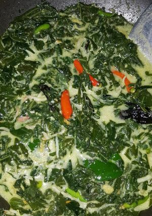Foto resep Daun singkong santan