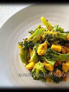 ब्रोकोली पनीर मसाला (Broccoli Paneer Masala recipe in Hindi) रेसिपी मुख्य फोटो
