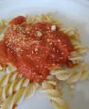 Pasta con salsa de jitomate