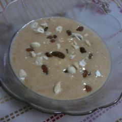 A picture of Khajur gur payesh.