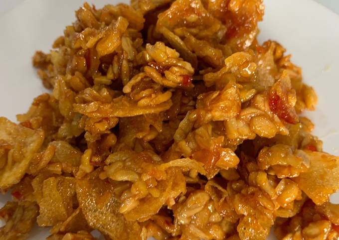 Resep Kering Tempe Kentang Kriuk Pedas Manis oleh Sarah Resep Kering Tempe Kentang Kriuk Pedas Manis oleh Sarah