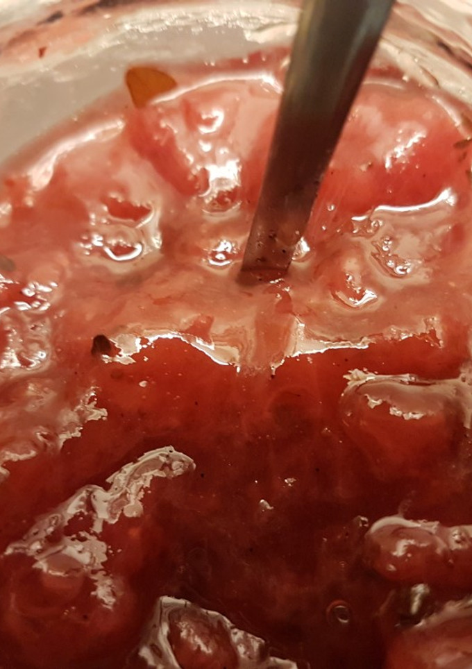 Una foto de Mermelada de Fresas y Tomillo