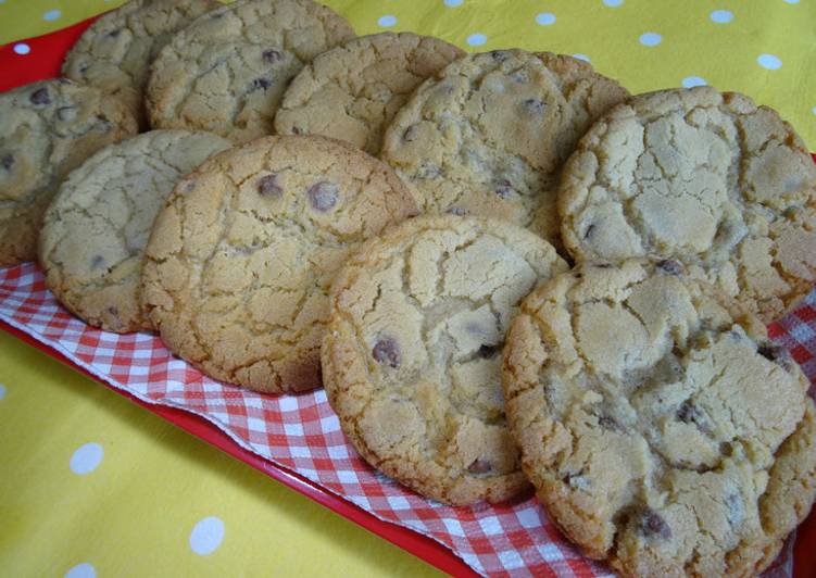 Steps to Prepare Perfect Chewy Choc Chip Cookies