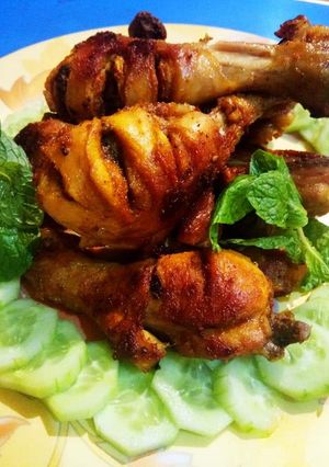 A picture of Chicken drum sticks.