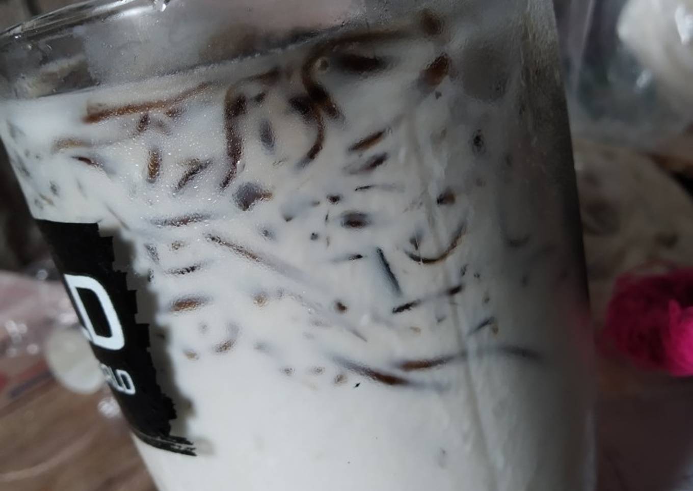 Es cincau hitam susu