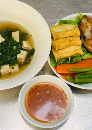 Hình của món Canh rau má đậu hũ + cá thu mix rau củ.